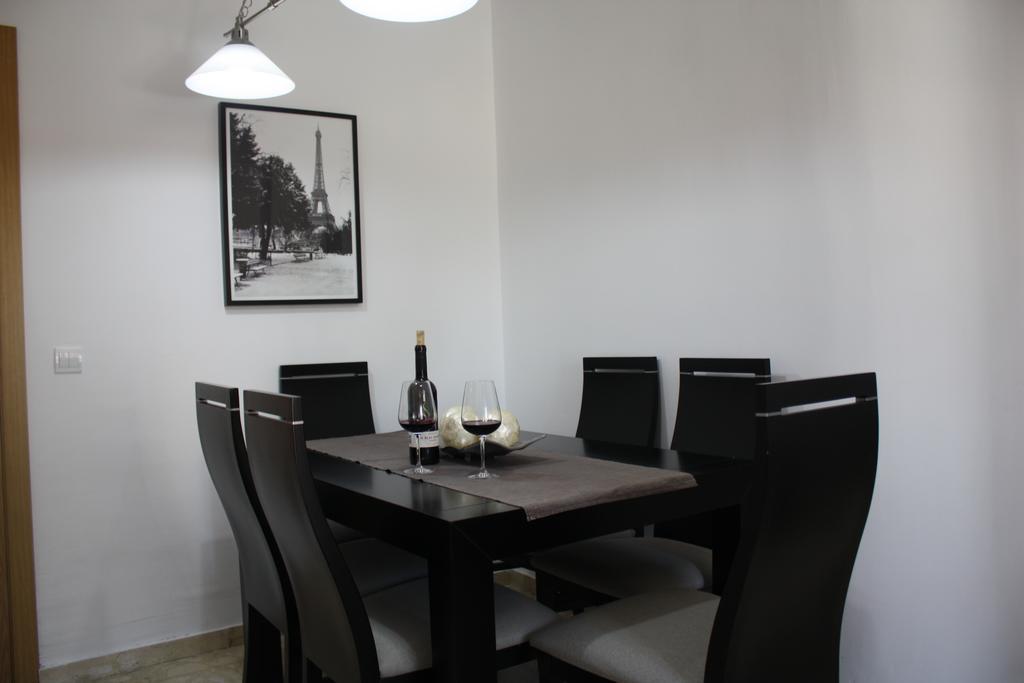 Apartamento Moderno Cerca Del Centro マラガ エクステリア 写真