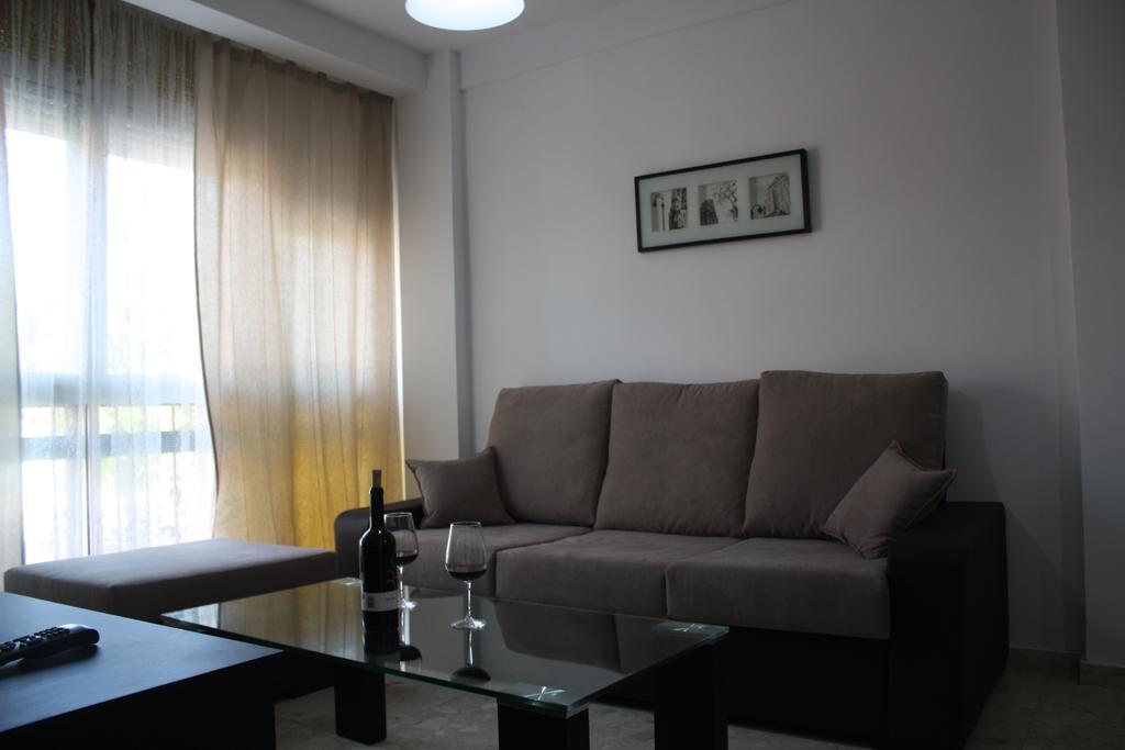Apartamento Moderno Cerca Del Centro マラガ エクステリア 写真